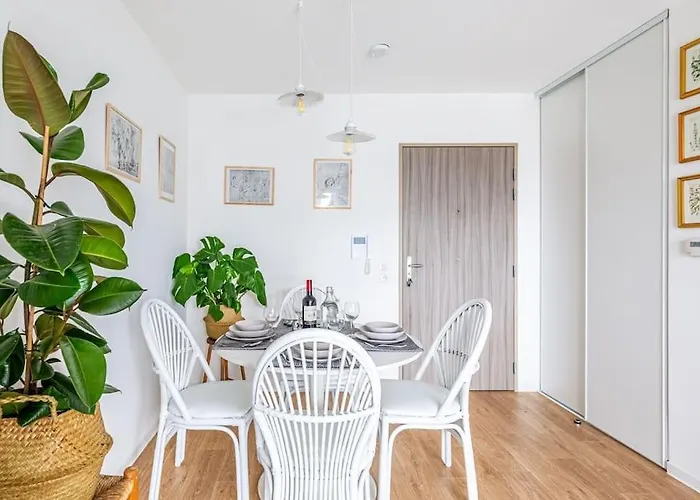 La Belle Rose - Appartement 4 Personnes Proche Gare Bordeaux