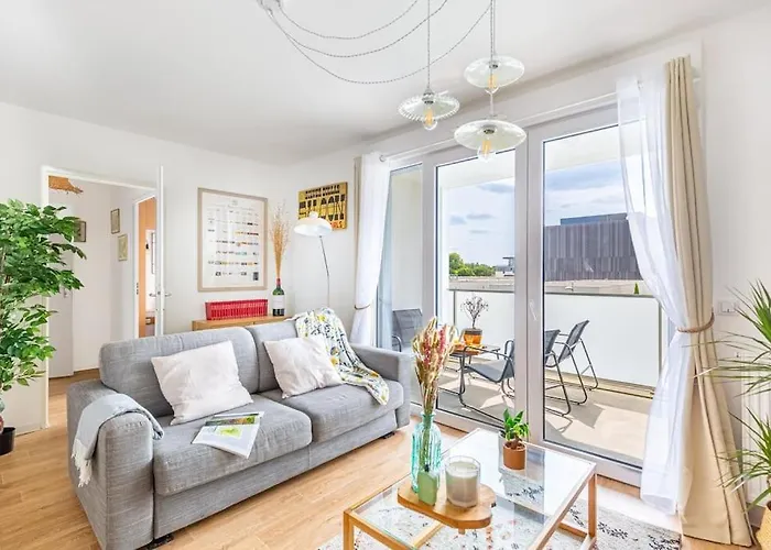 La Belle Rose - Appartement 4 Personnes Proche Gare Bordeaux