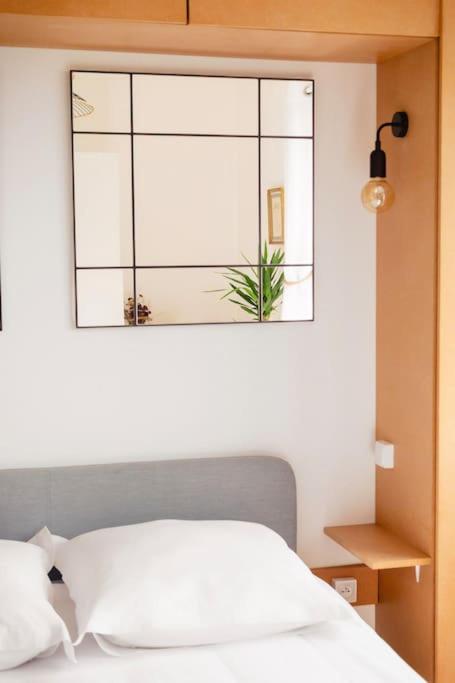Apartment La Belle Rose - 4 Personnes Proche Gare Bordeaux *